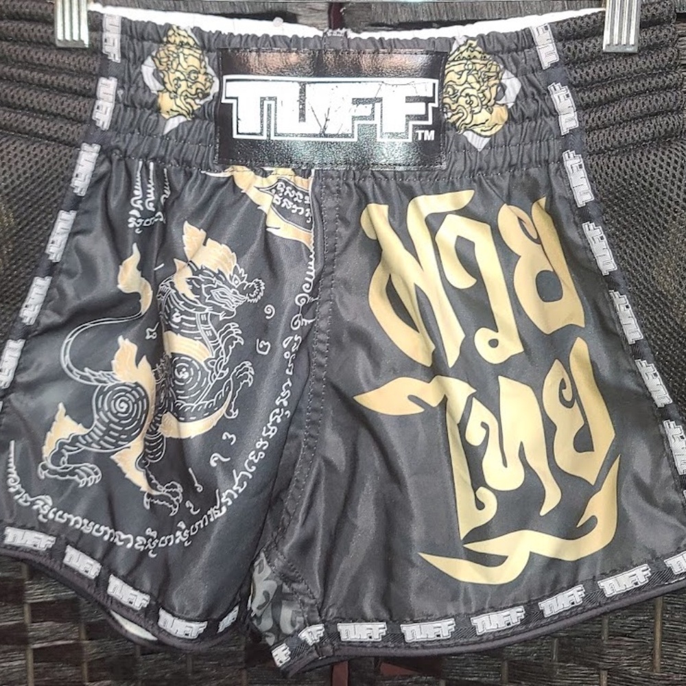 TUFF Sport MSC105 Tora Mori to Kingyo Muay Thai Shorts Unisex Adults  size M NWO